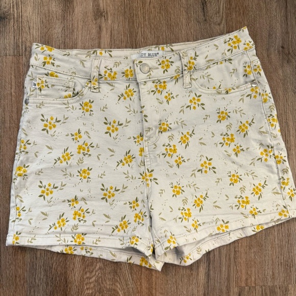 Judy Blue Denim Shorts Women’s Large Cream Yellow Floral Mid Rise Boho Stretch - Picture 2 of 8